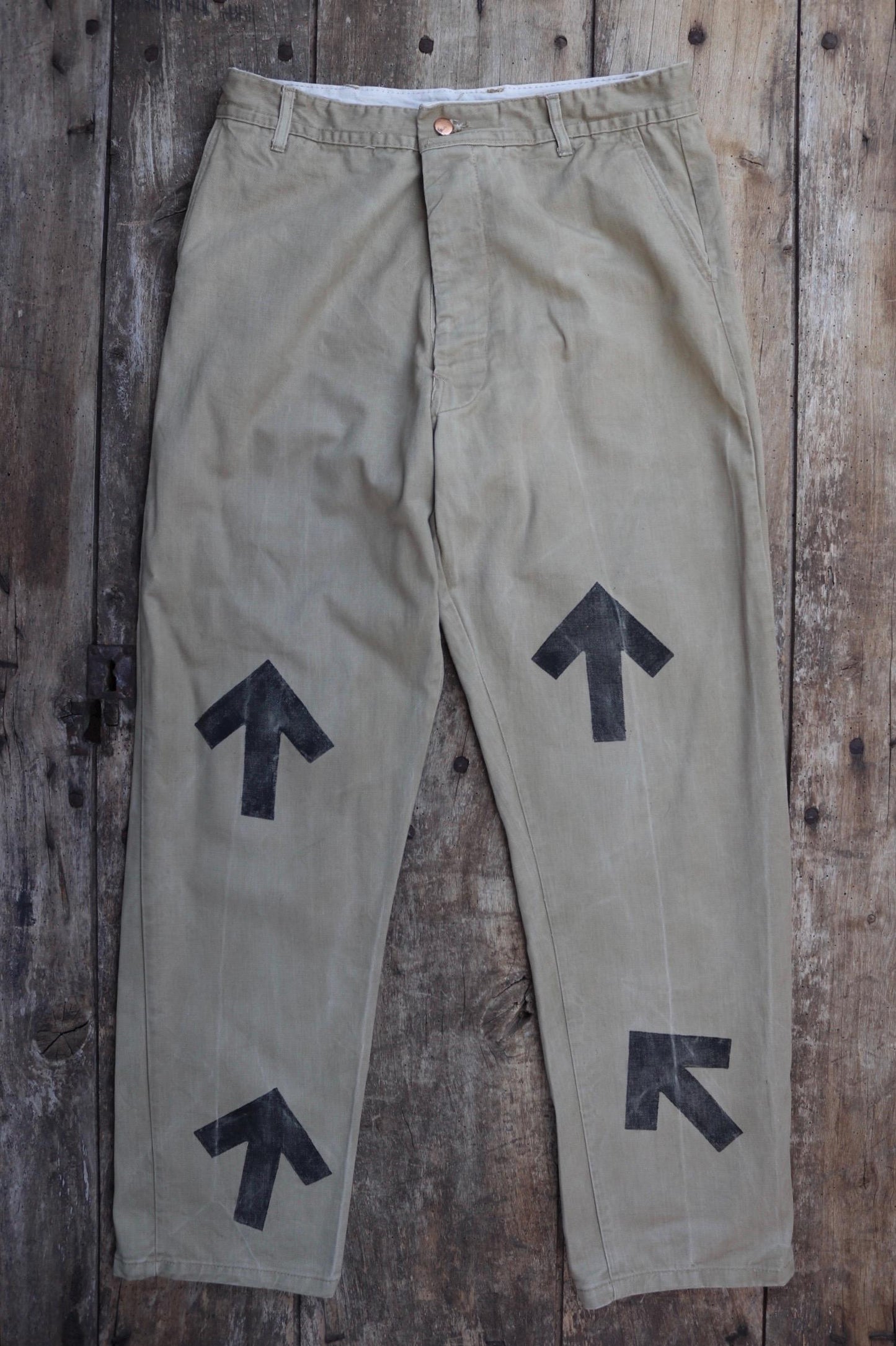 Vintage 1970s British style chinos - military trousers - prison arrows - 33" x 31"