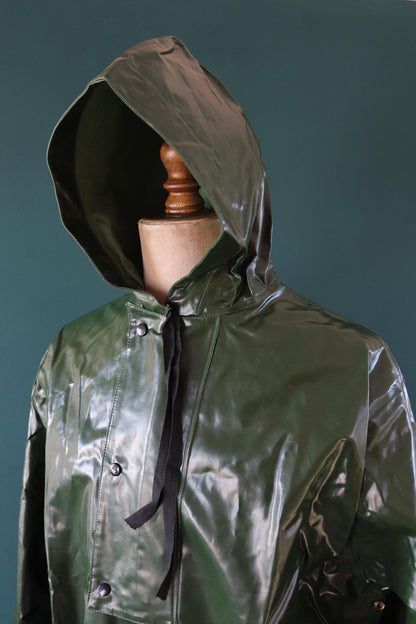 Vintage 1960s deadstock Yarmouth Oilskins smock - PVC rainwear - foul weather workwear - 51” chest