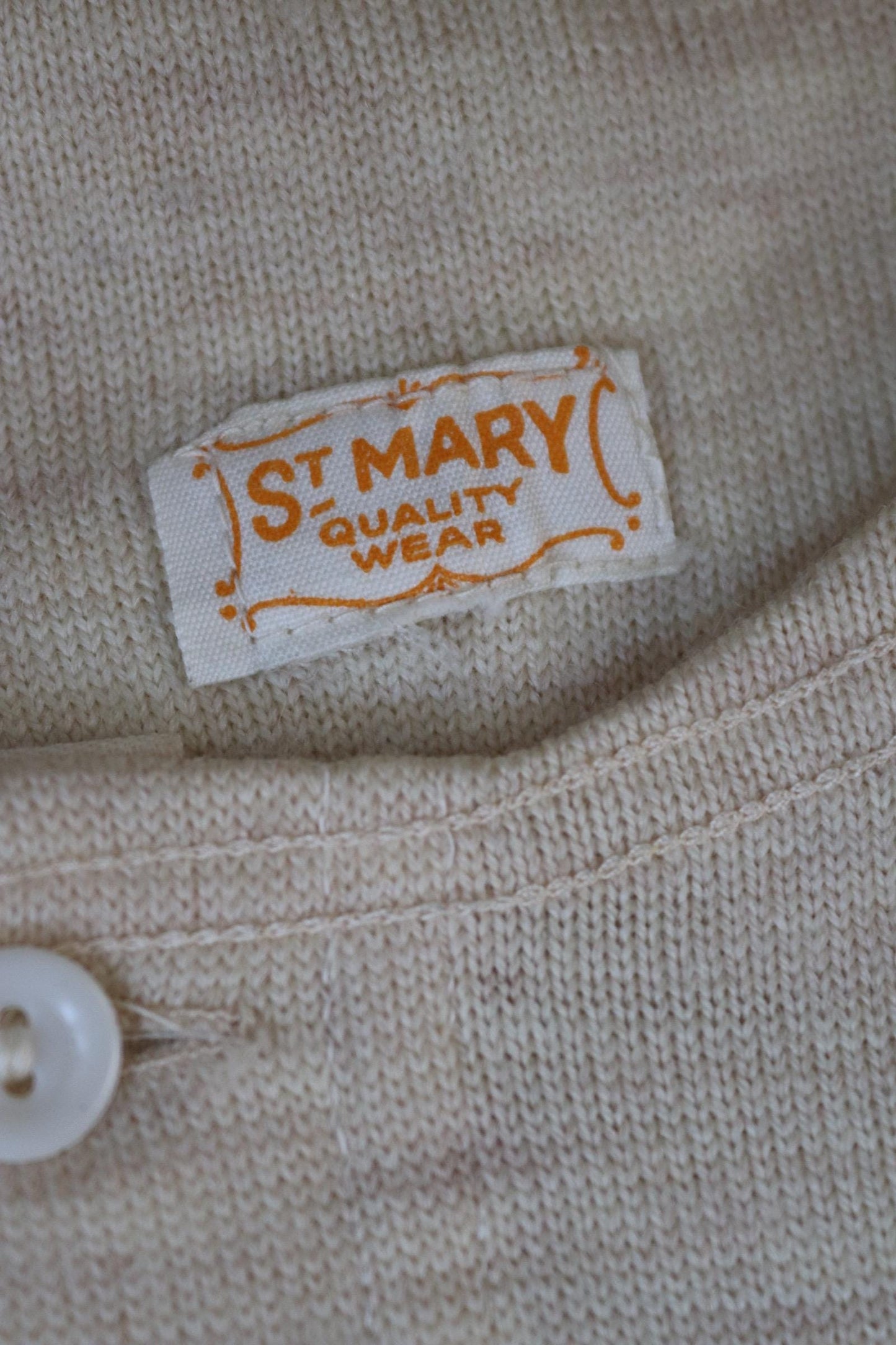 Vintage 1940s deadstock CC41 wool undershirt - WW2 clothing - Henley top - thermal layer - 36" chest