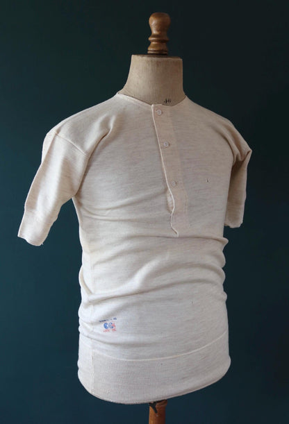 Vintage 1940s deadstock CC41 wool undershirt - WW2 clothing - Henley top - thermal layer - 36" chest