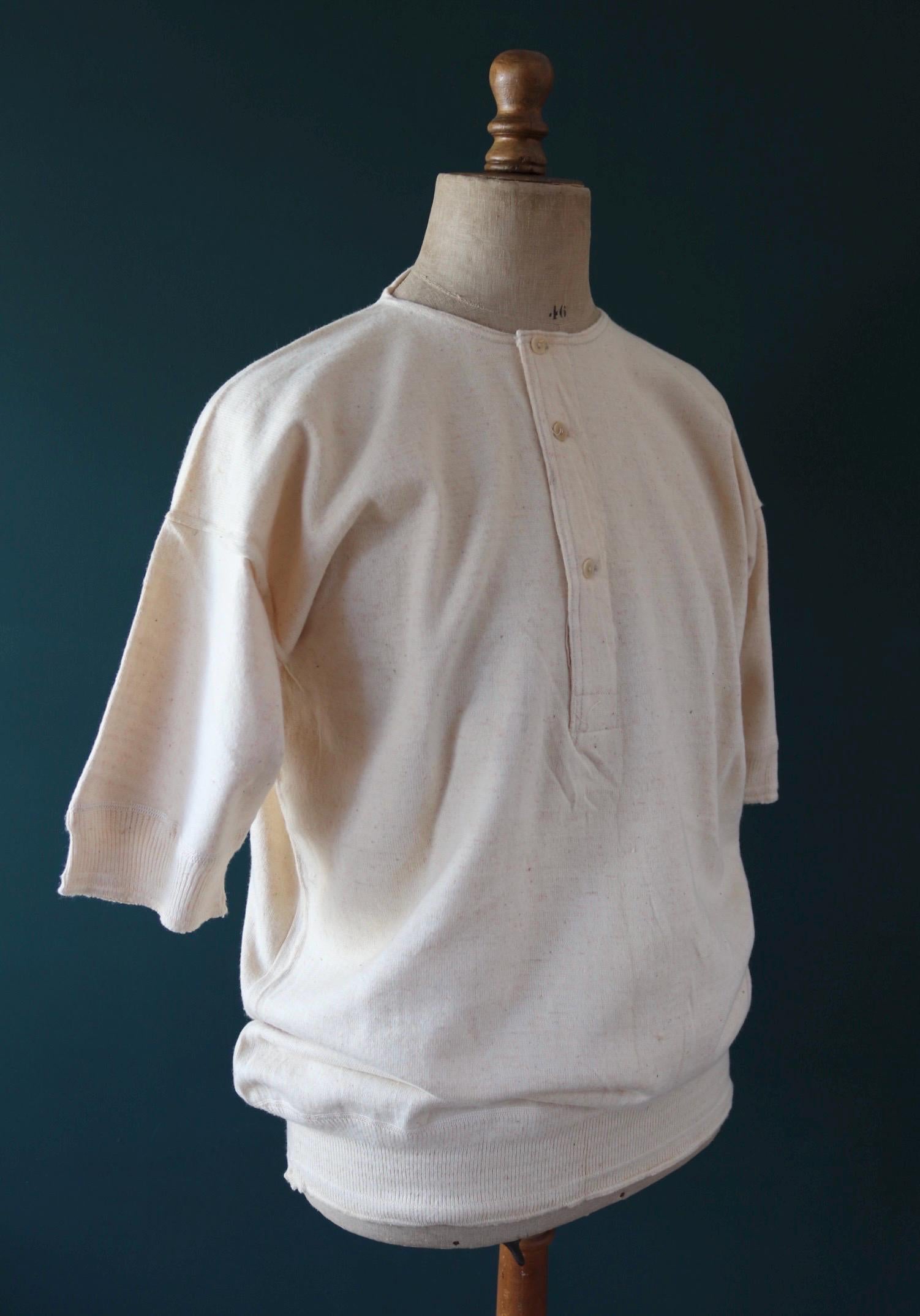 Vintage 1940s deadstock CC41 wool undershirt - WW2 clothing - Henley top - thermal layer - 47" chest