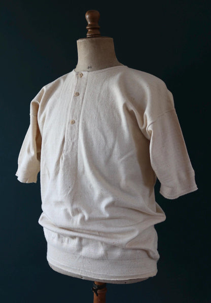 Vintage 1940s deadstock CC41 wool undershirt - WW2 clothing - Henley top - thermal layer - 44" chest