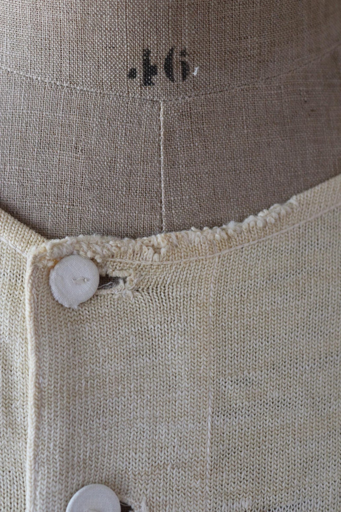 Vintage 1940s wool undershirt - WW2 clothing - Henley top - thermal layer - 44" chest