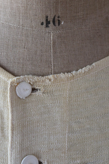 Vintage 1940s wool undershirt - WW2 clothing - Henley top - thermal layer - 44" chest