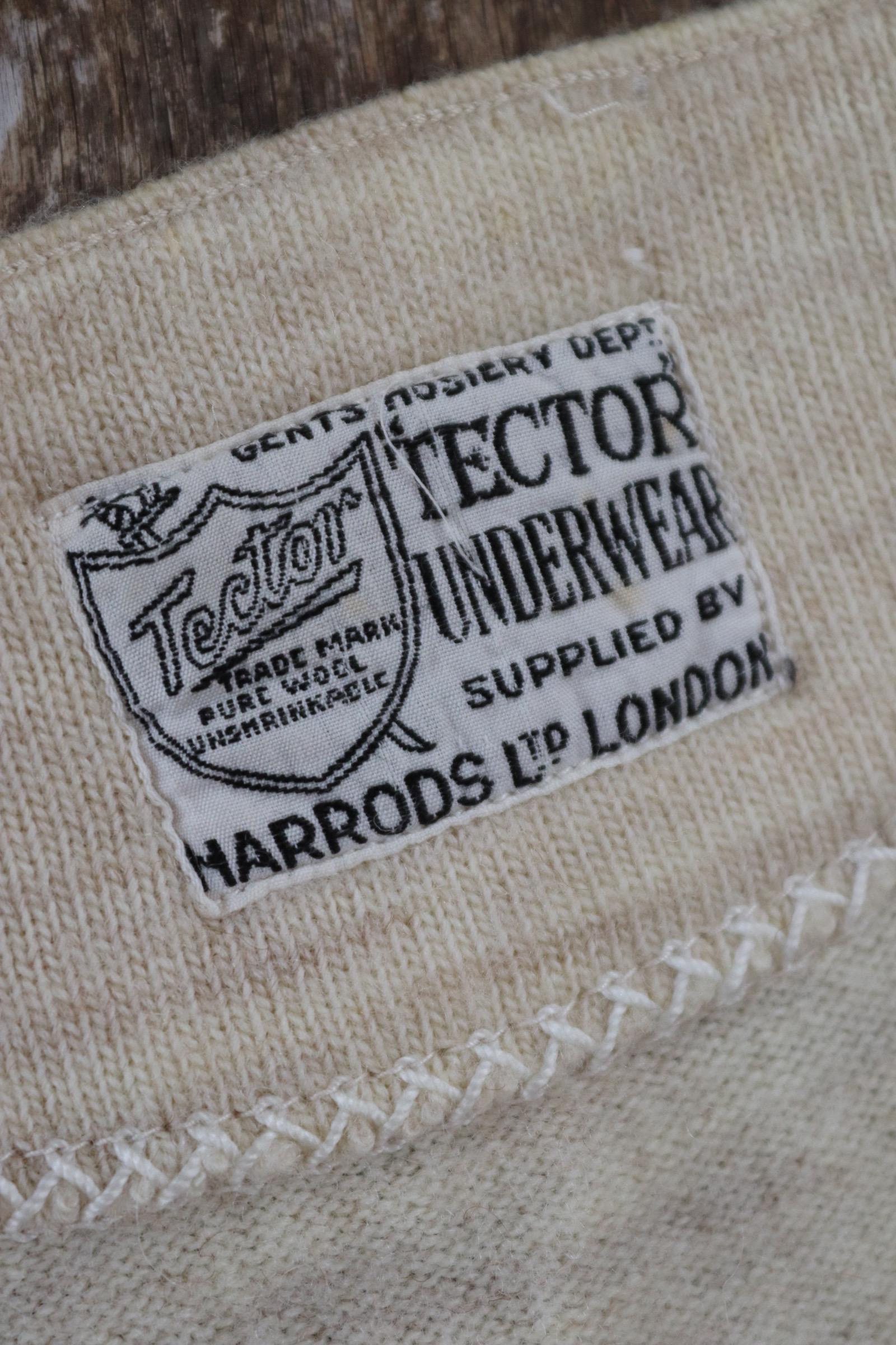 Vintage 1940s Harrods wool undershirt - WW2 clothing - Henley top - thermal layer - 40" chest