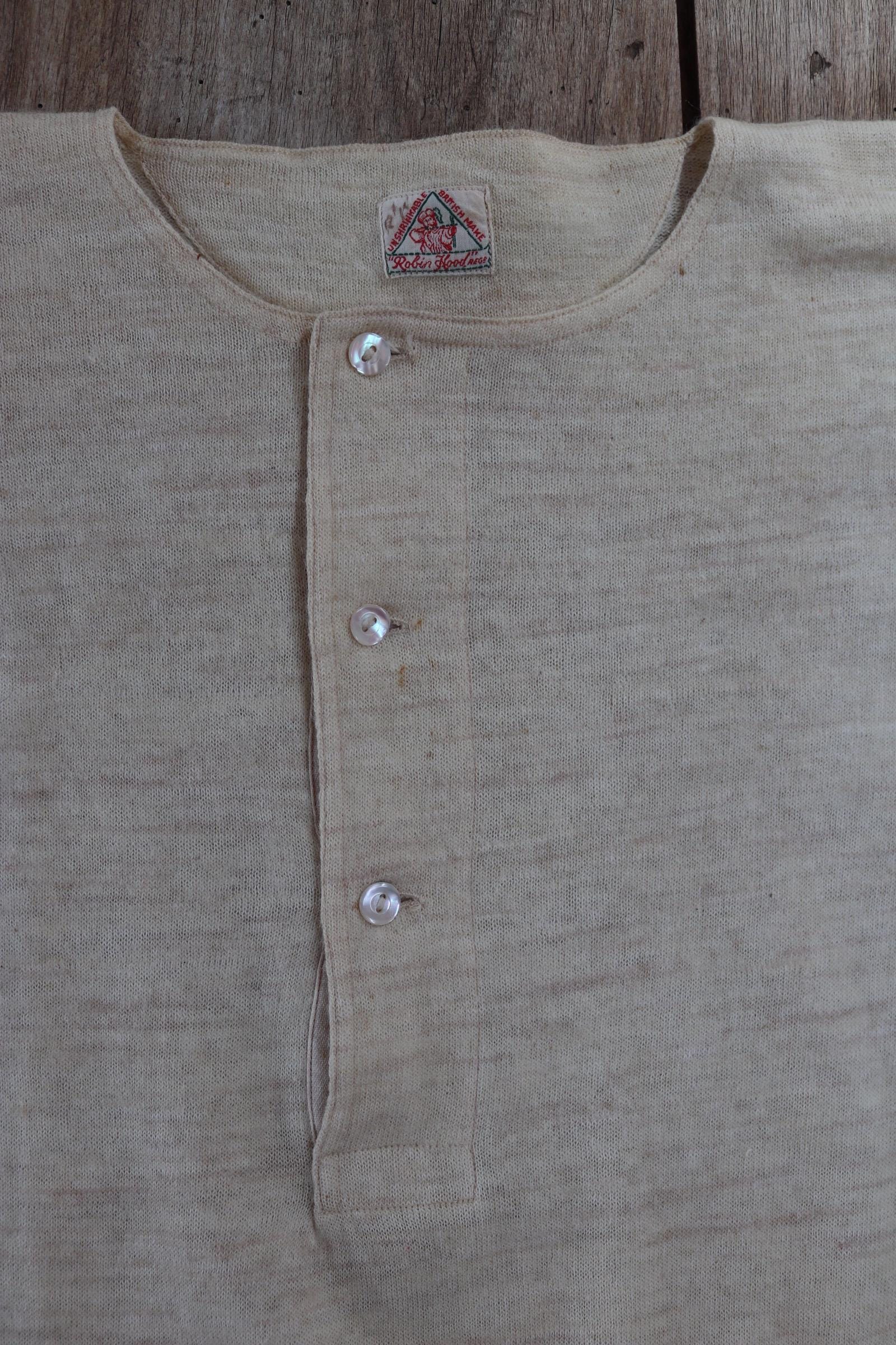 Vintage 1940s deadstock wool undershirt - WW2 clothing - Henley top - thermal layer - 35" chest
