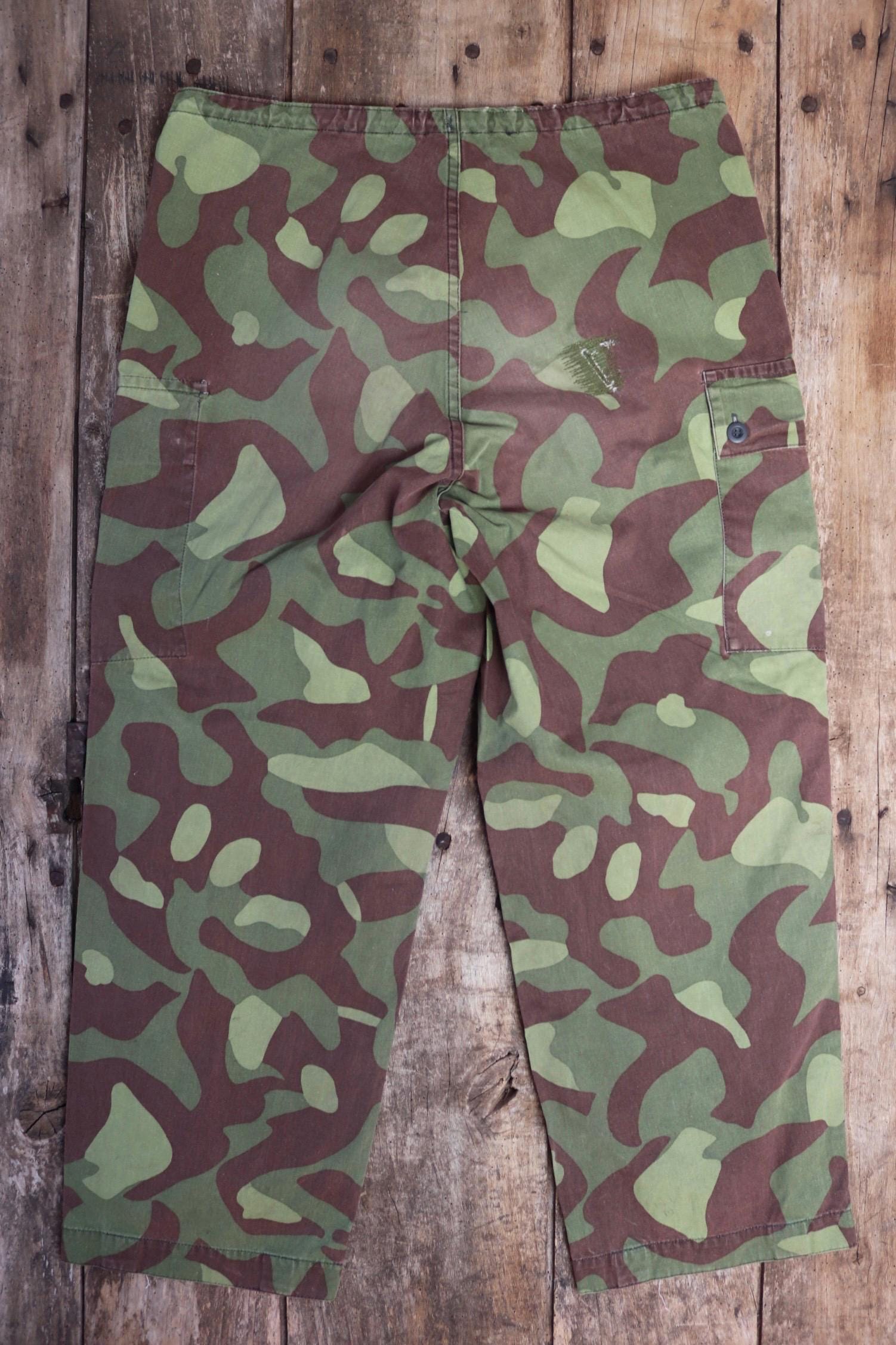 Vintage 1980s Finnish M62 camo trousers - windproof paratrooper pants - 38” x 28”
