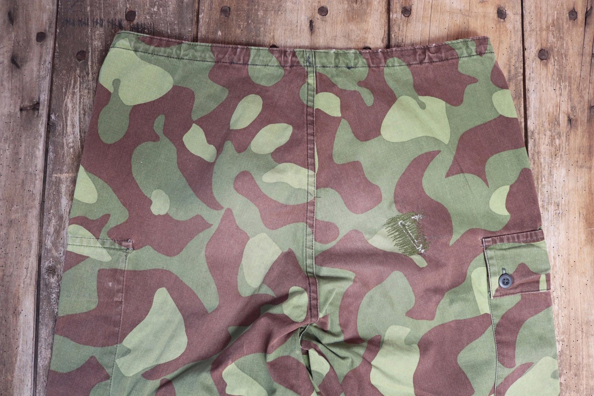 Vintage 1980s Finnish M62 camo trousers - windproof paratrooper pants - 38” x 28”