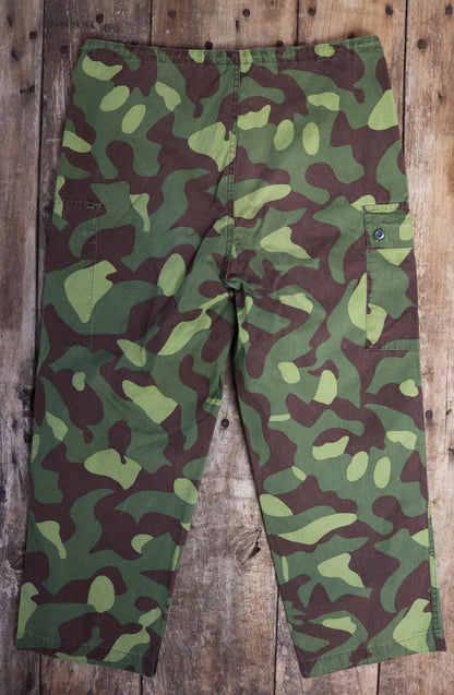 Vintage 1980s Finnish M62 camo trousers - windproof paratrooper pants - 40” x 28”