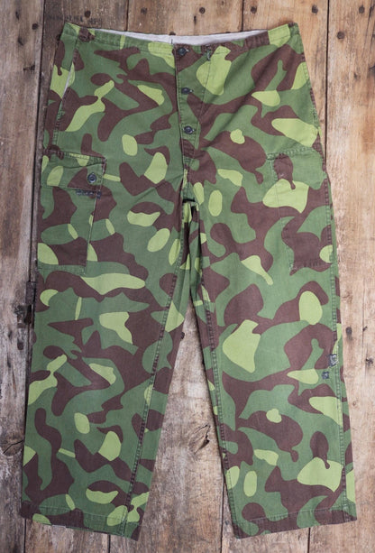 Vintage 1980s Finnish M62 camo trousers - windproof paratrooper pants - 40” x 28”