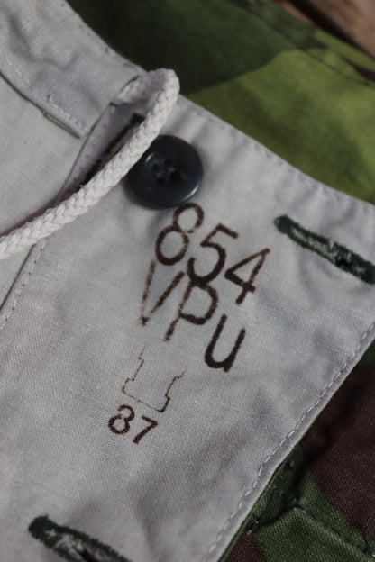 Vintage 1980s Finnish M62 camo trousers - windproof paratrooper pants - 40” x 28”