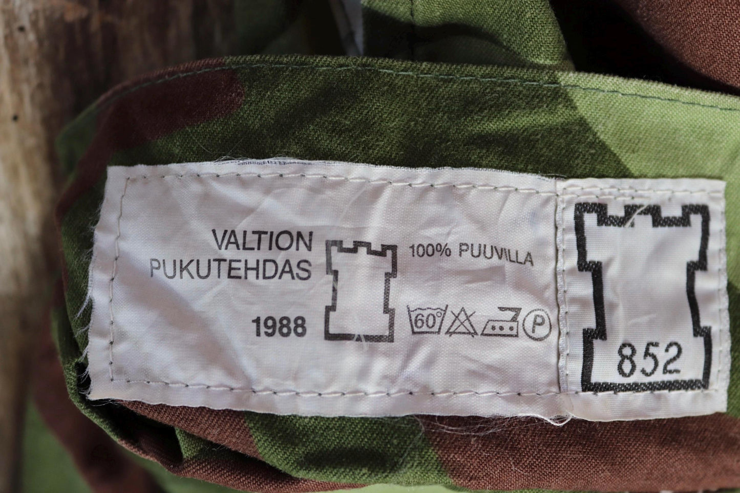Vintage 1980s Finnish M62 camo trousers - windproof paratrooper pants - 38” x 29”