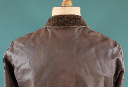 Vintage 1930s French brown leather cyclist jacket - WW2 Resistance - 43” chest