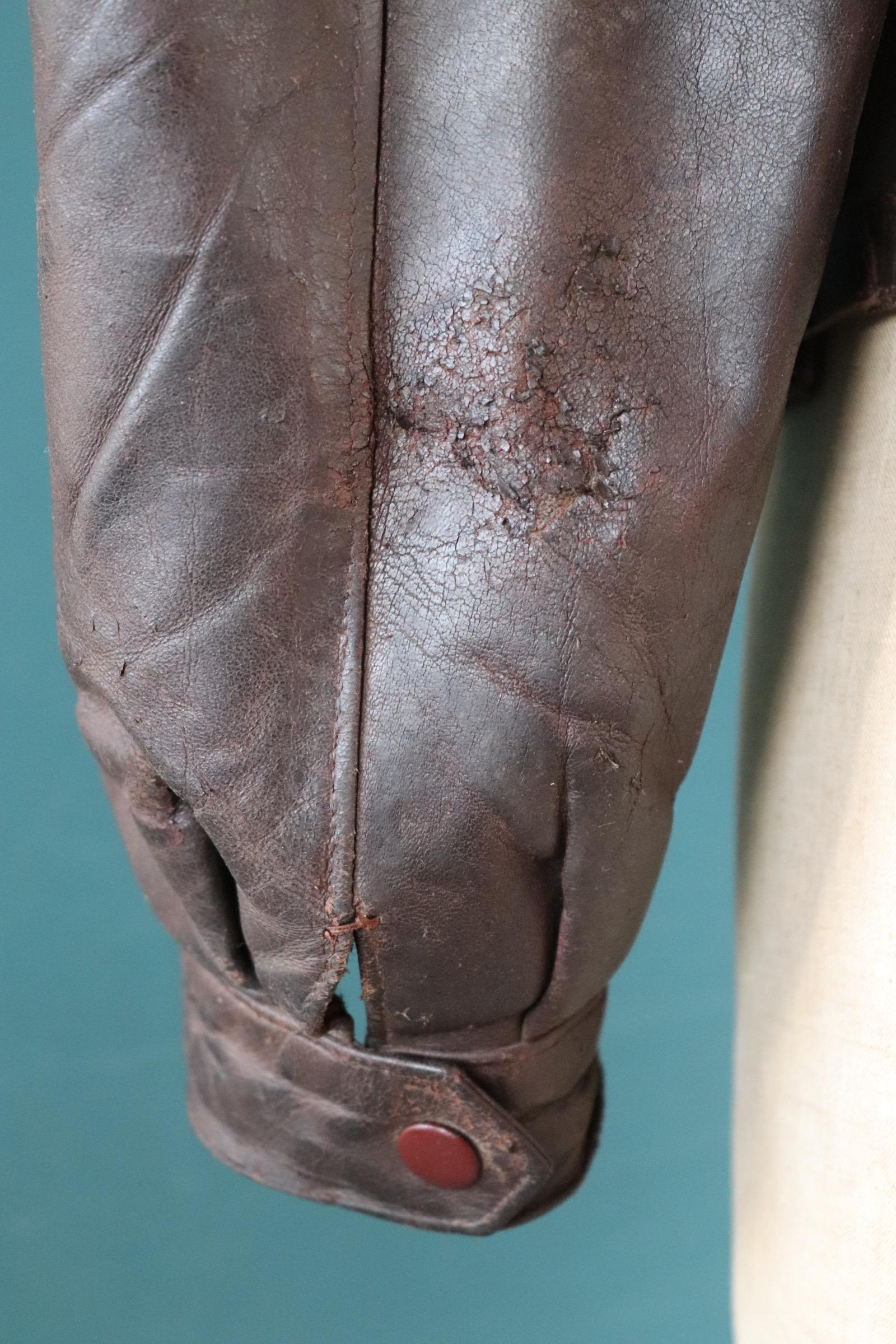 Vintage 1930s French brown leather cyclist jacket - WW2 Resistance - 43” chest