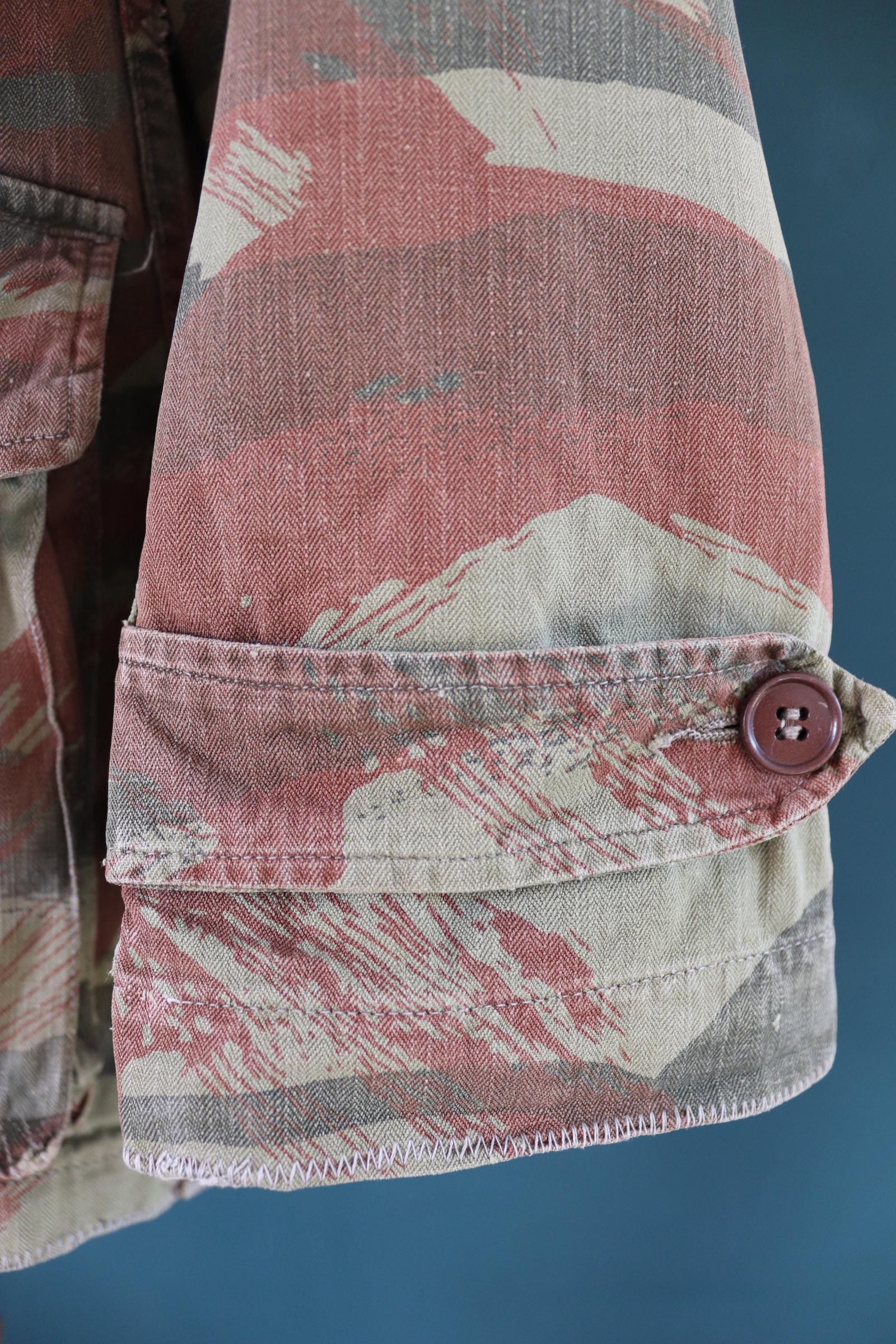 Vintage 1960s French lizard camo M47 TAP jacket - herringbone cotton - military workwear - 41" chest