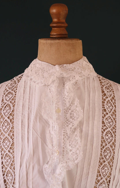 Antique 1800s Victorian white cotton nightgown - vintage 1900s dress - cottagecore - handmade lace - 48” chest