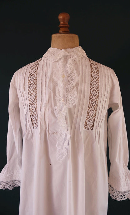Antique 1800s Victorian white cotton nightgown - vintage 1900s dress - cottagecore - handmade lace - 48” chest