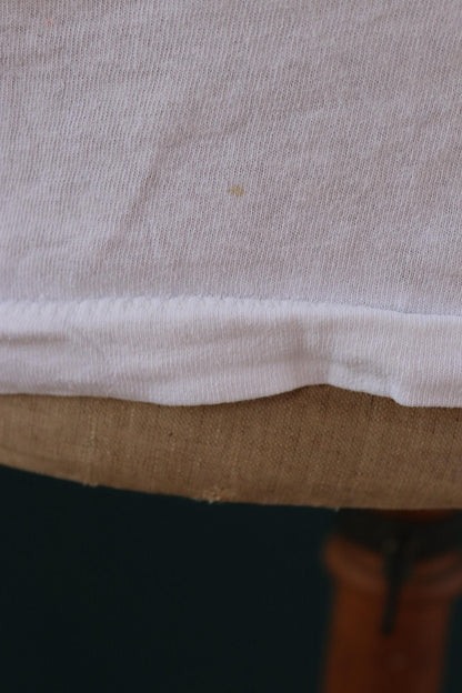 Vintage 1990s Hanes blank t shirt - plain white tee - 39” chest