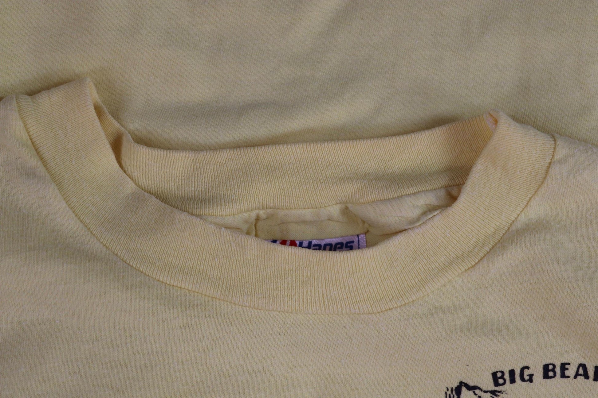 Vintage 1980s California bear t shirt - single stitch tee - 45” chest