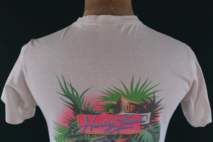 Vintage 1990s Harley Davidson t shirt - Hawaiian luau - 38" chest