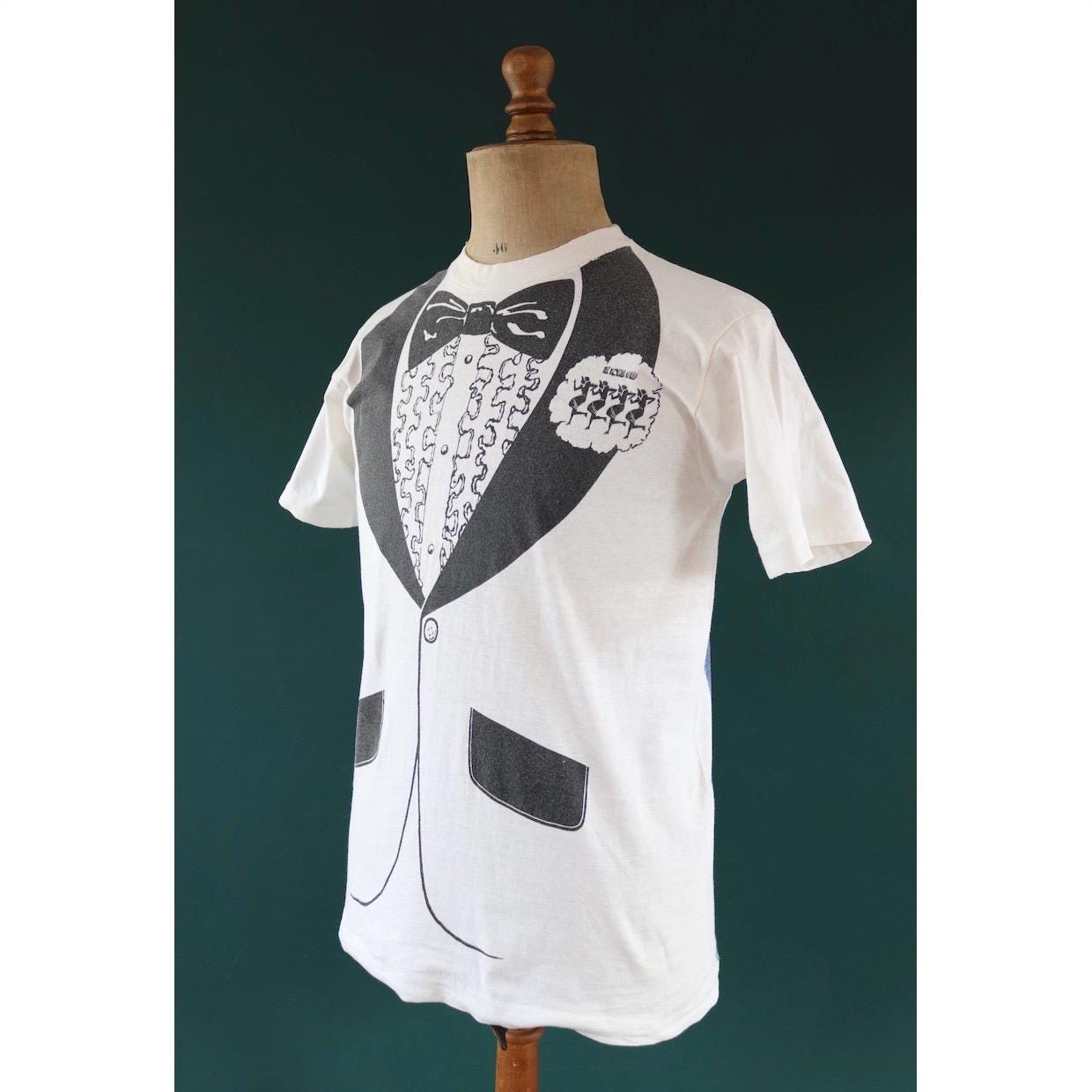 Vintage 1970s tuxedo suit t shirt - Pointer Sisters - rock tee - overalls print - 40” chest