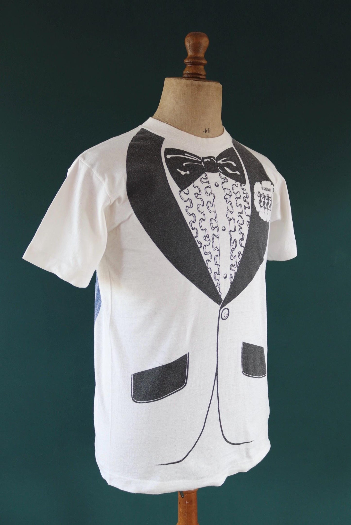 Vintage 1970s tuxedo suit t shirt - Pointer Sisters - rock tee - overalls print - 40” chest