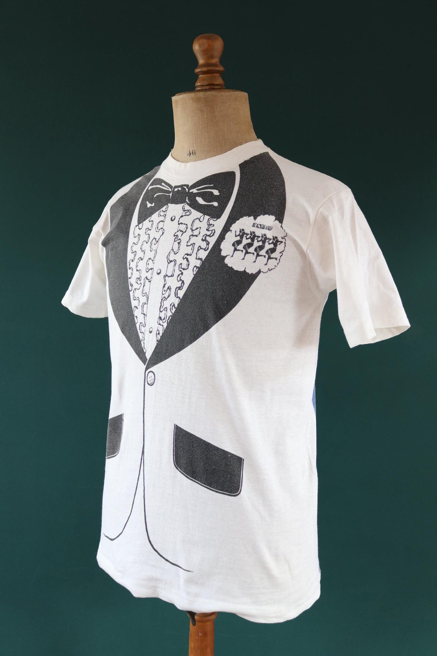 Vintage 1970s tuxedo suit t shirt - Pointer Sisters - rock tee - overalls print - 40” chest