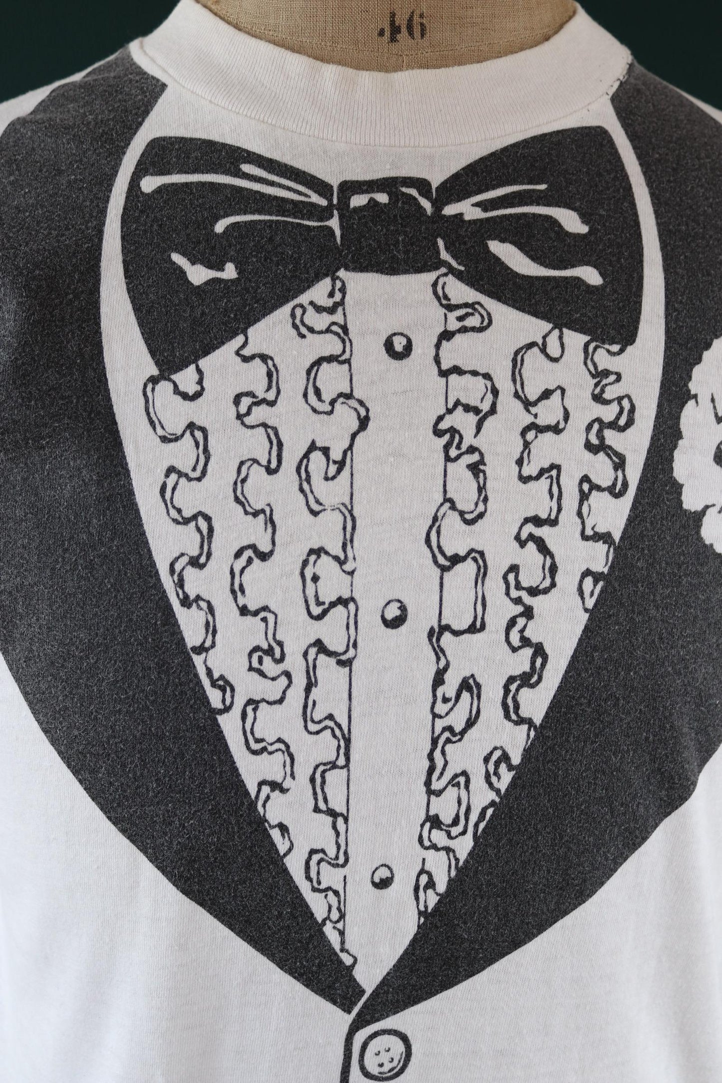 Vintage 1970s tuxedo suit t shirt - Pointer Sisters - rock tee - overalls print - 40” chest