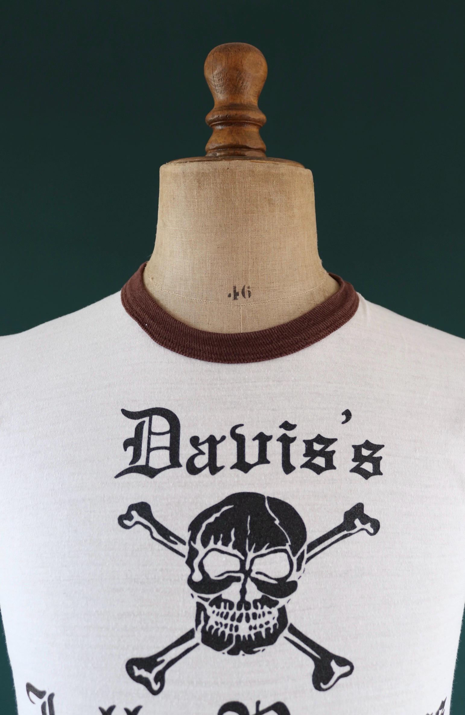 Vintage 1970s skull ringer t shirt - Russell Athletic - pirate tee - 36” chest