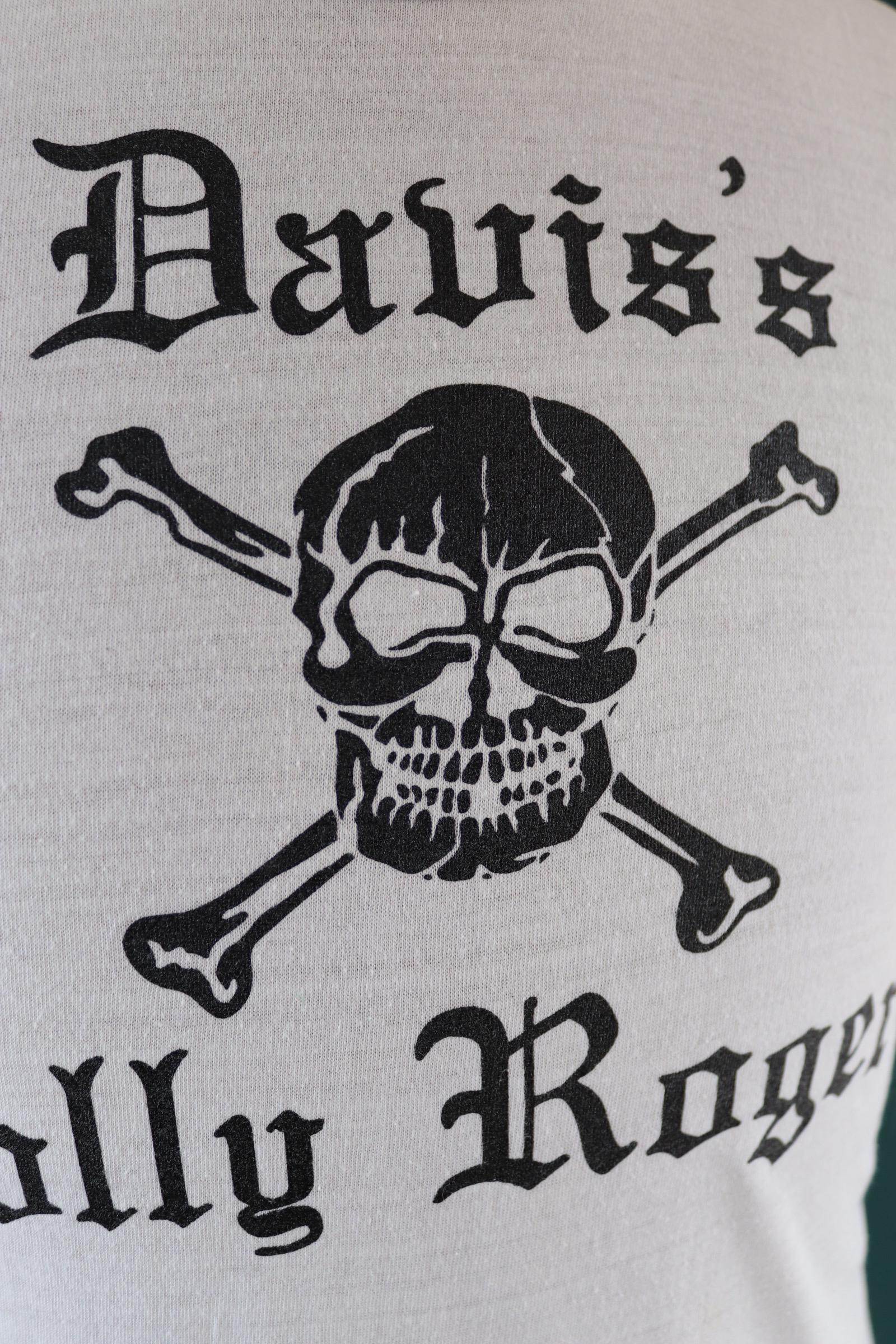 Vintage 1970s skull ringer t shirt - Russell Athletic - pirate tee - 36” chest