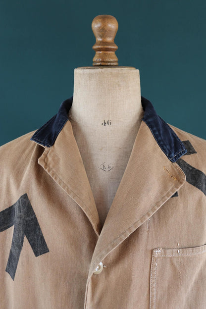 Vintage 1940s British workwear jacket - prison arrows - brown cotton twill - factory coat - shop overalls - 48” chest
