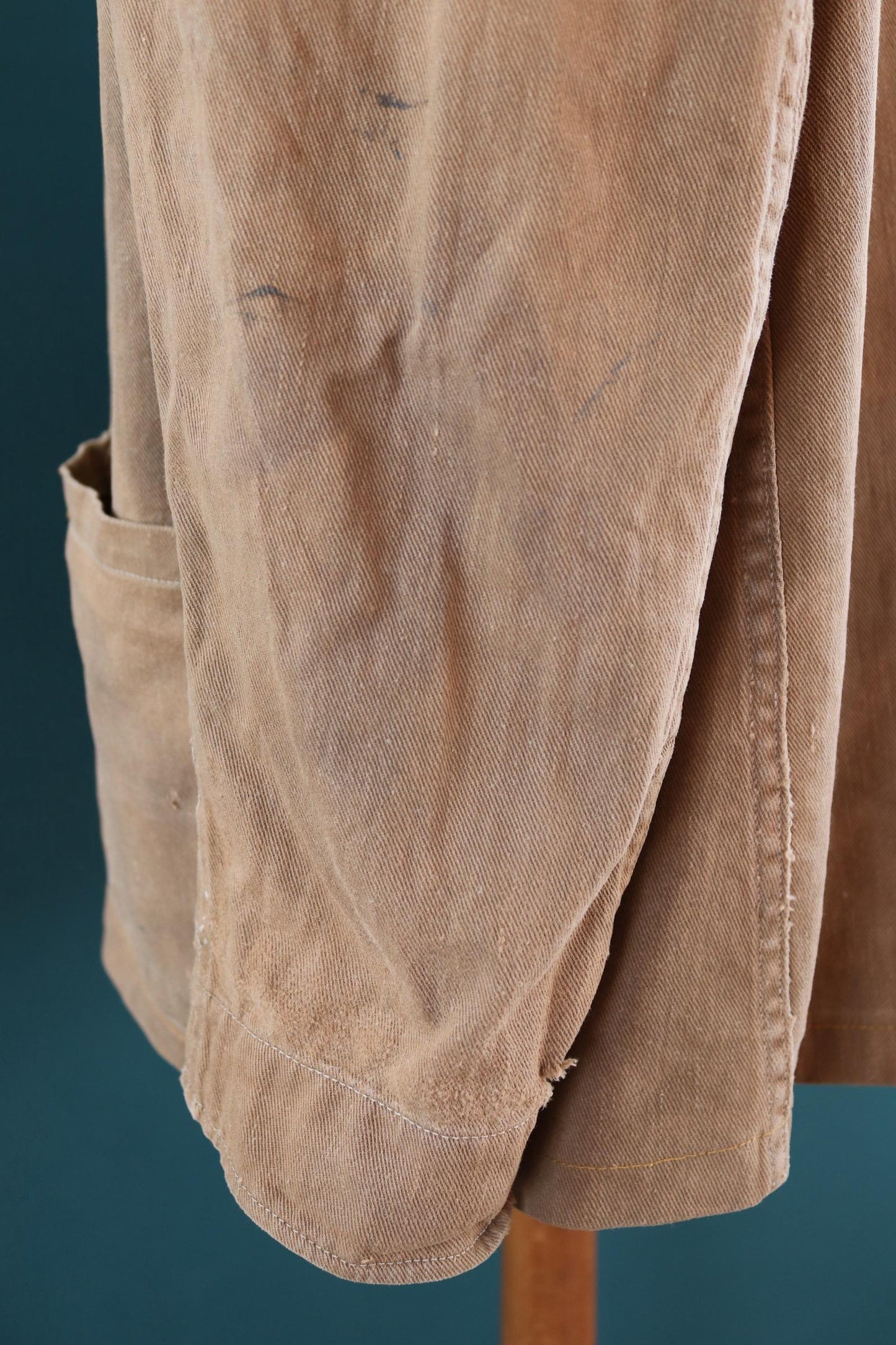 Vintage 1940s British workwear jacket - prison arrows - brown cotton twill - factory coat - shop overalls - 50” chest