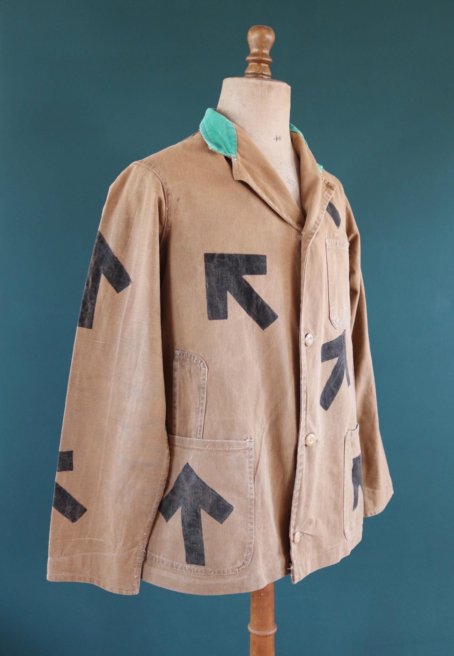 Vintage 1940s British workwear jacket - prison arrows - brown cotton twill - factory coat - shop overalls - 43” chest