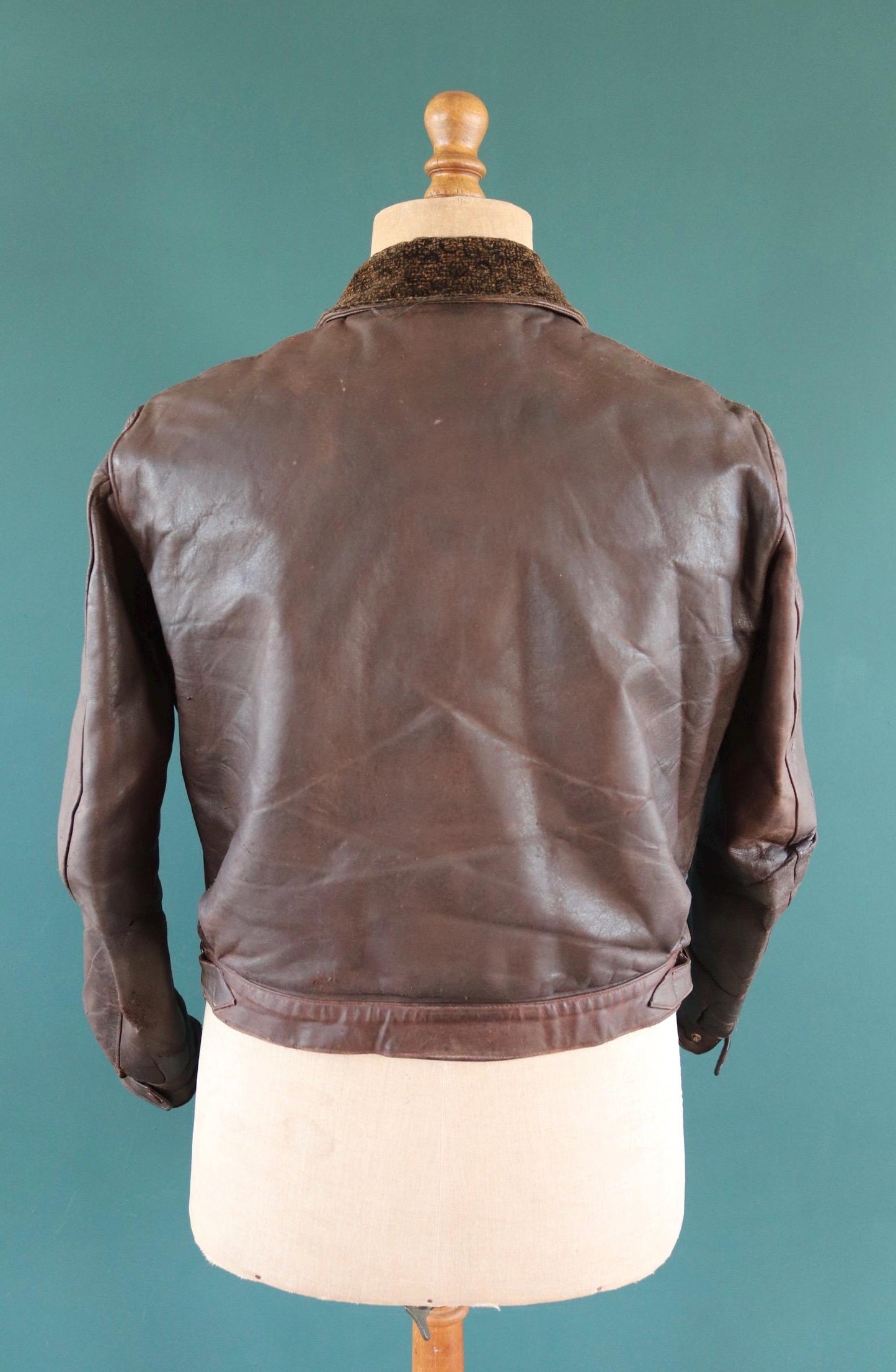 Vintage 1930s French brown leather cyclist jacket - WW2 Resistance - 43” chest