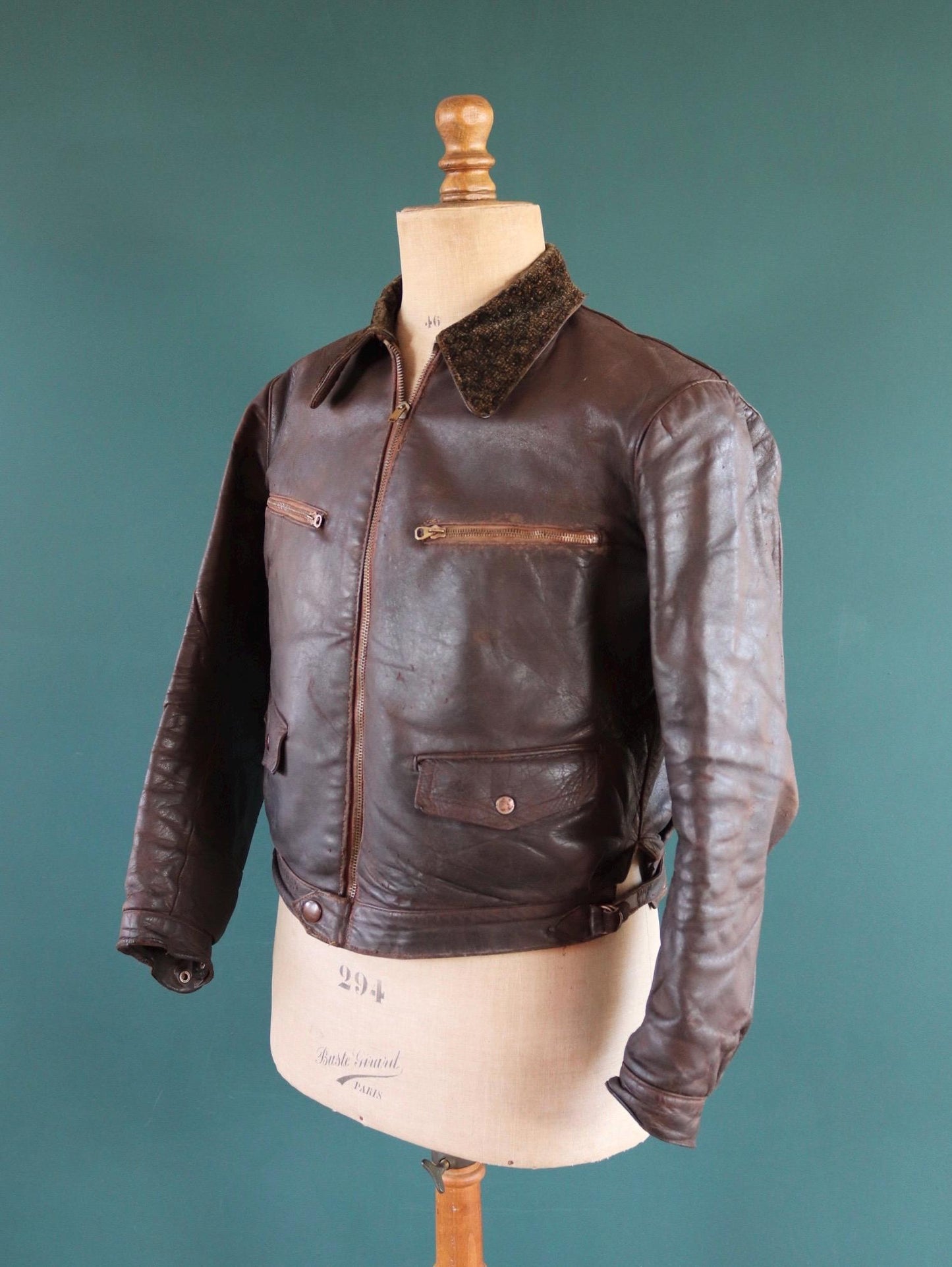 Vintage 1930s French brown leather cyclist jacket - WW2 Resistance - 43” chest