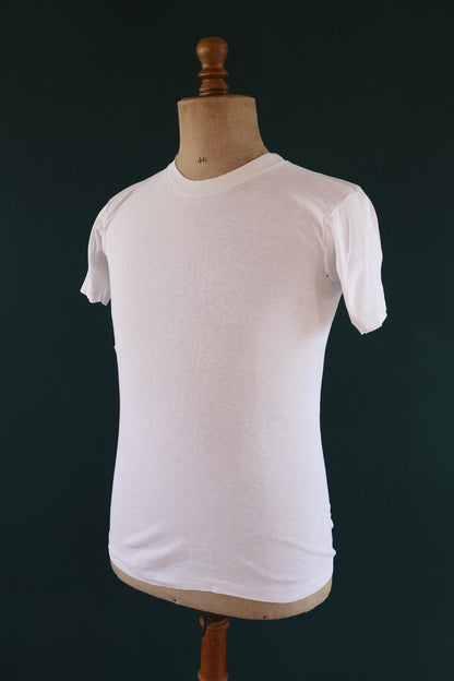 Vintage 1970s blank t shirt - plain white tee - 32” 34” 36” chest