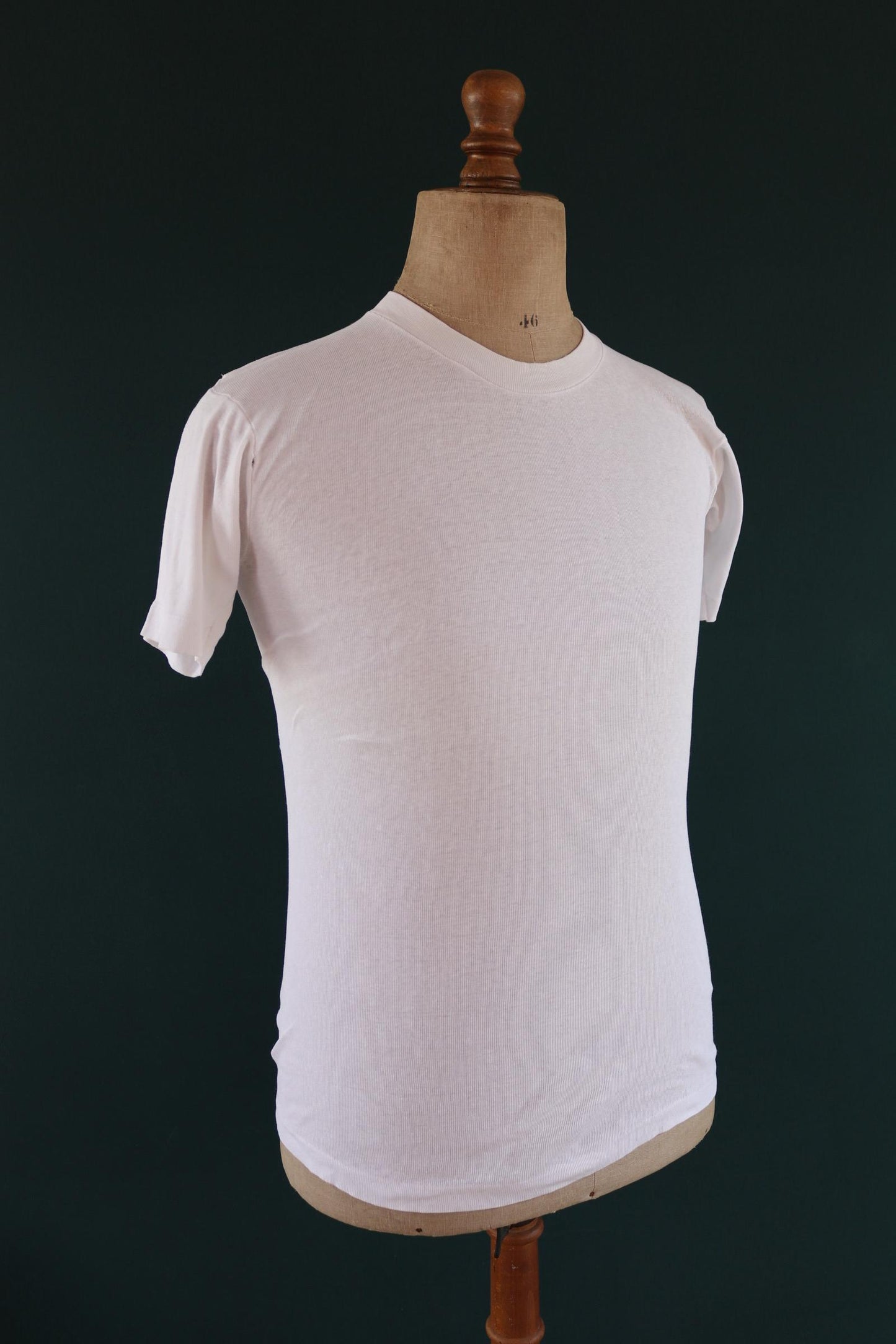 Vintage 1970s blank t shirt - plain white tee - 32” 34” 36” chest