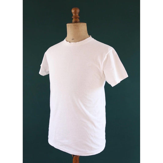 Vintage 1990s Hanes blank t shirt - plain white tee - 39” chest