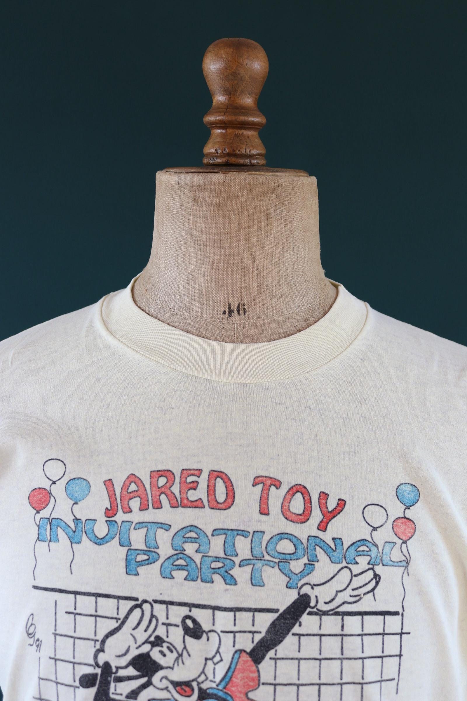 Vintage 1990s graphic t shirt - single stitch tee - made in USA - 45" chest