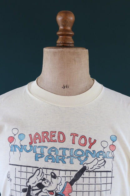 Vintage 1990s graphic t shirt - single stitch tee - made in USA - 45" chest