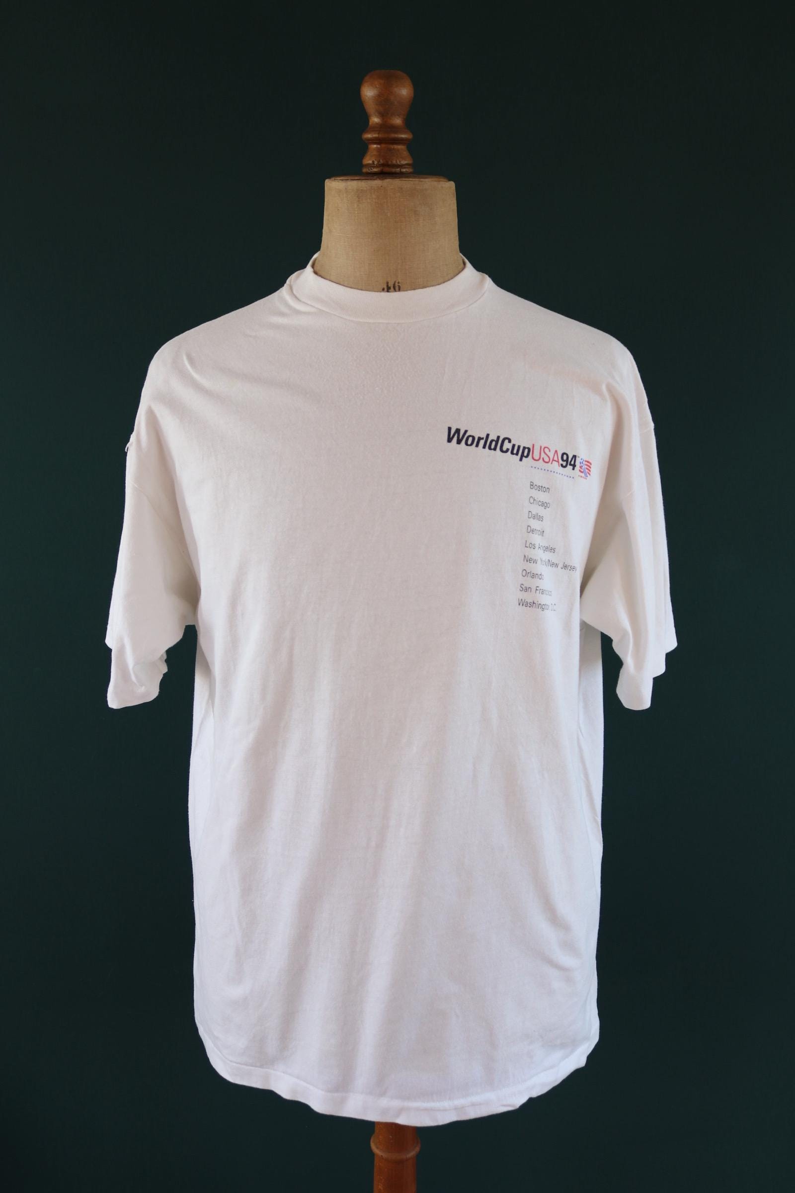 Vintage 1990s World Cup USA t shirt - football print - 47” chest - sportswear
