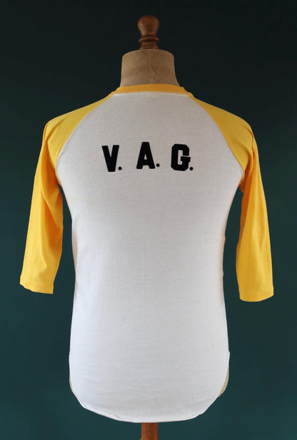Vintage 1970s drinking team t shirt - single stitch - flock letter print - 38” chest