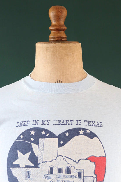 Vintage 1980s t shirt - single stitch - Texas print - 42” chest