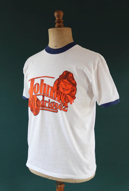 Vintage 1970s country music t shirt - Johnny Rodriguez print - rock tee - 42” chest