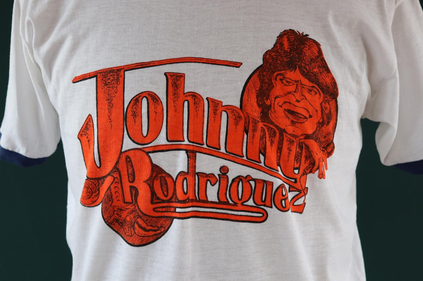 Vintage 1970s country music t shirt - Johnny Rodriguez print - rock tee - 42” chest