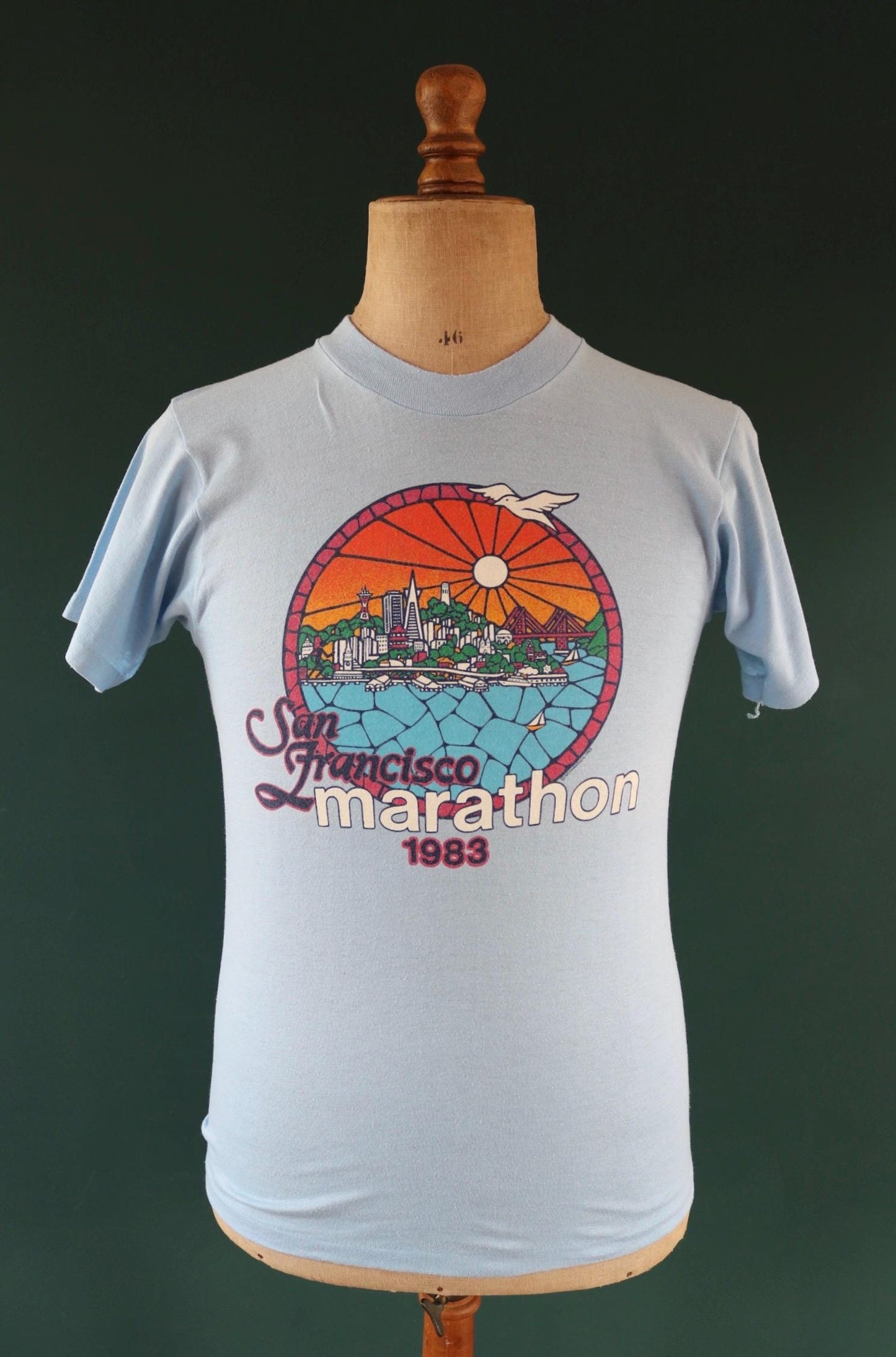 Vintage 1980s San Francisco marathon t shirt - running print - 36” chest