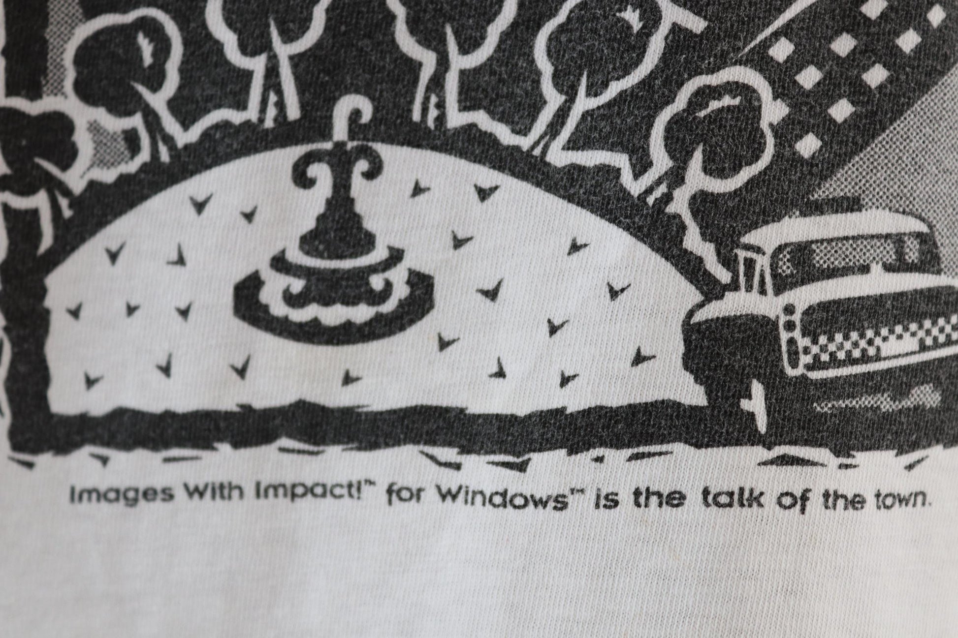 Vintage 1990s computer software t shirt - Windows 95 tee - tech geek - 48” chest