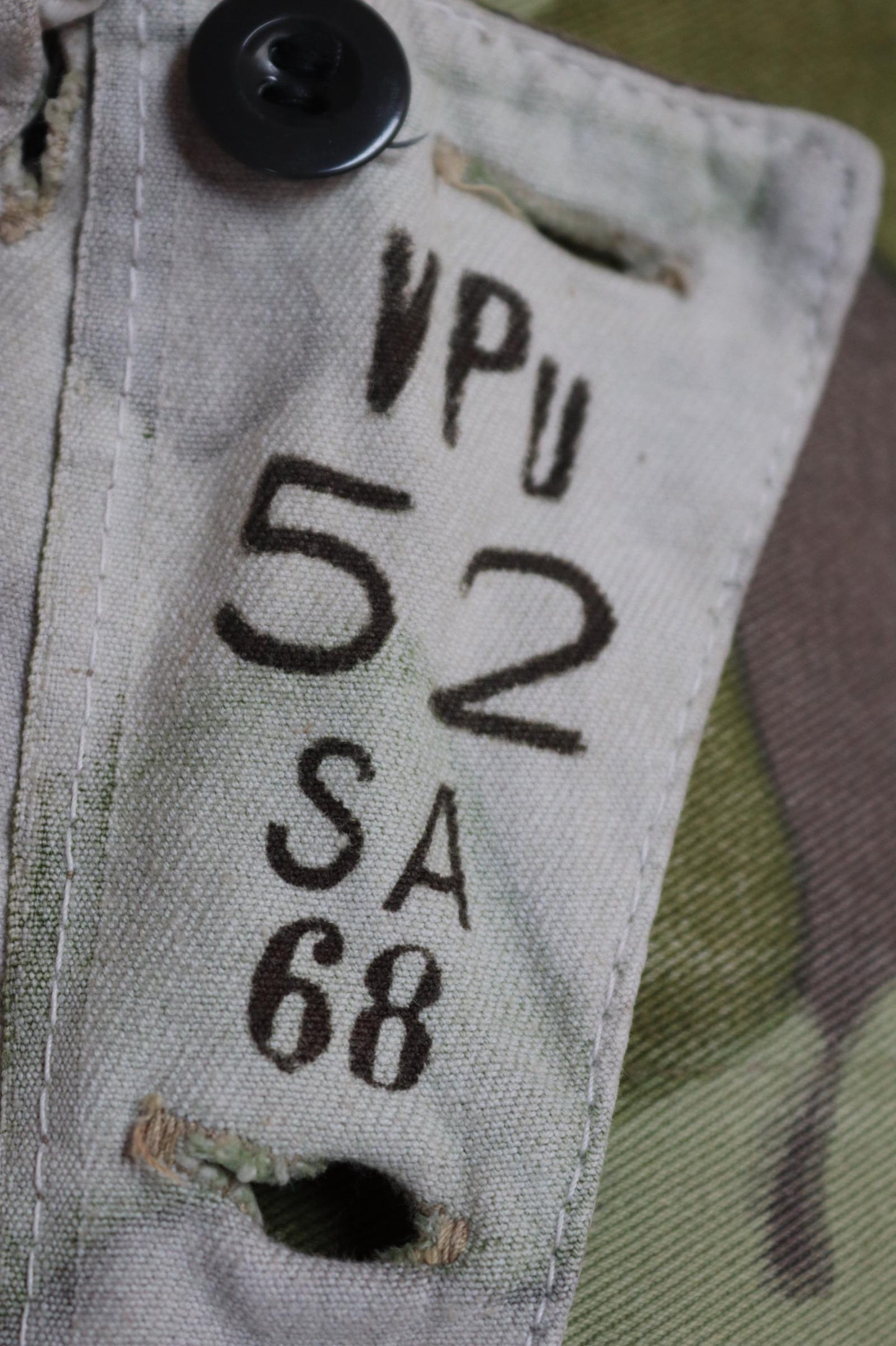 Vintage 1960s Finnish M62 camo trousers - windproof paratrooper pants - 40” x 31”