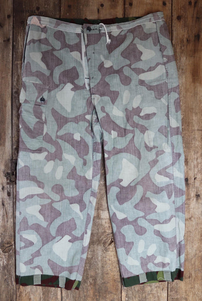 Vintage 1980s Finnish M62 camo trousers - windproof paratrooper pants - 42” x 28”