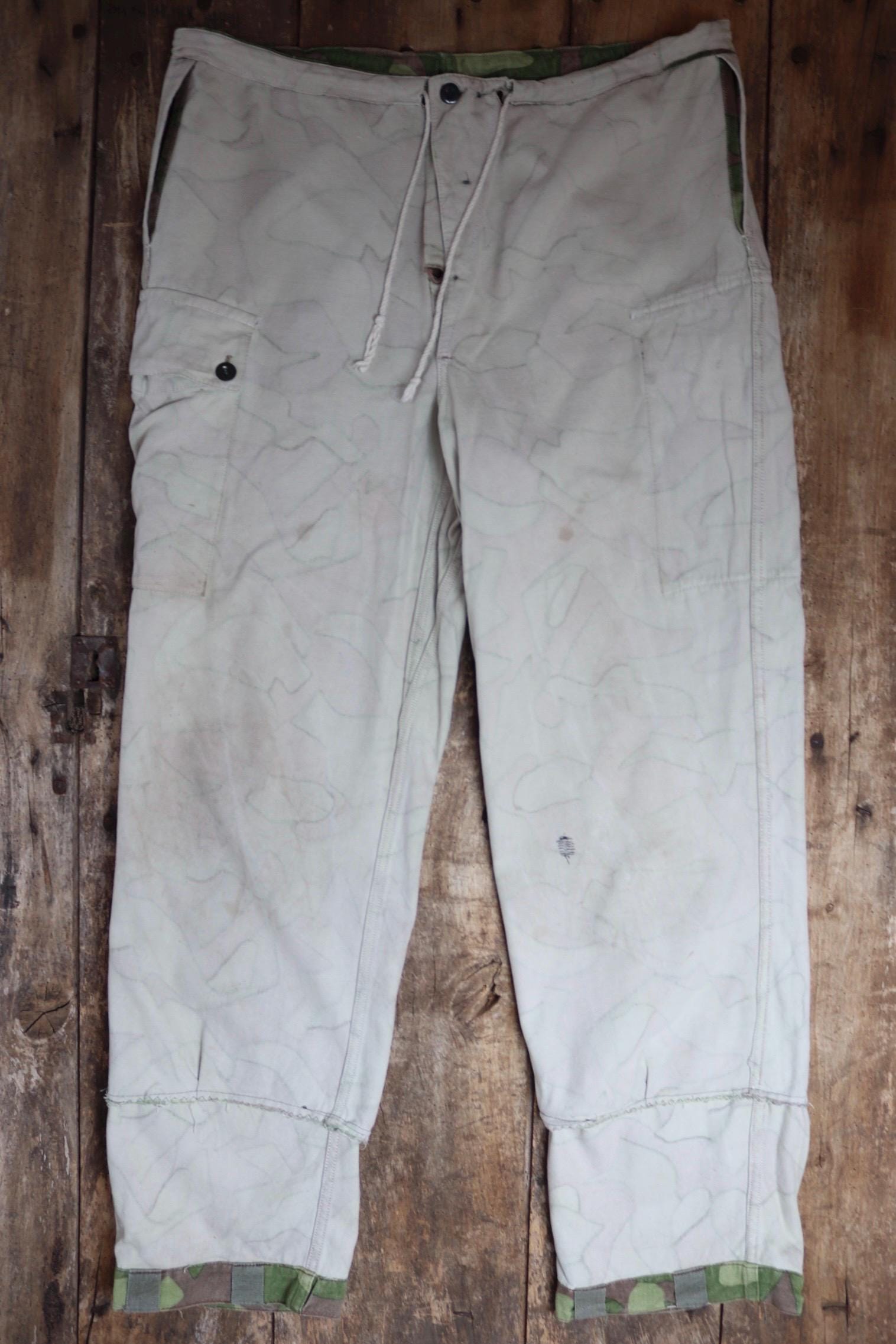 Vintage 1960s Finnish M62 camo trousers - windproof paratrooper pants - 40” x 34”